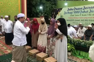 Masjid Jami Nurussalam Pondok Kelapa Santuni 1.000 Anak Yatim