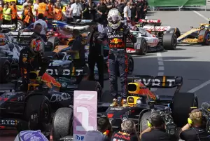Verstappen Juara Formula 1 GP Spanyol 2022, Charles Leclerc Gagal Finis