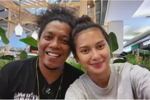 Indah Permatasari Ngaku Jatuh Cinta pada Arie Kriting karena Kepintarannya: Jarang Orang kayak Dia