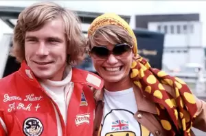 Gejolak Nafsu Pembalap Formula 1 James Hunt Tiduri 5.000 Wanita