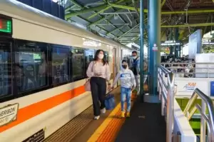 Kemenhub: Stasiun Gambir Masih Layani Penumpang KA Jarak Jauh