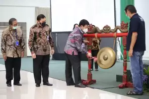 Ubhara Jaya Gelar Orasi Kebudayaan Peringati 65 Tahun Prof. Hermawan Sulistyo Berkarya