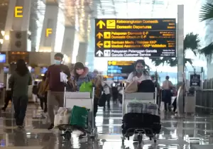 Ternyata Biaya Airport Tax Naik Diam-diam, Alvin Lie: Harga Tiket Pesawat Makin Mahal