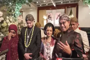Jokowi Hadiri Resepsi Pernikahan Mutiara Annisa, Anies: Kami Ucapkan Terima Kasih