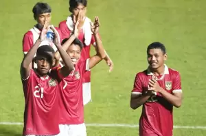 AFF U-16 2022: Bima Sakti Benahi Mental, Timnas Indonesia U-16 Masih Demam Panggung