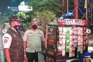 Operasi Yustisi, Satpol PP Jaring 12 PKL Berjualan di Jalan Ahmad Yani Bekasi