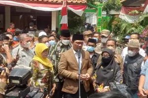 Ridwan Kamil Setujui Keinginan Guru Pindahkan Gerbang SD Kota Baru II dan III