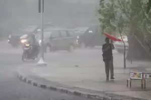 Jakarta Pagi Cerah Berawan, Siang Diprakirakan Hujan Petir