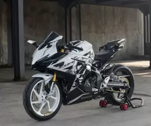 Honda CBR250RR Modifikasi Bengkel Bekasi Ini Sukses Bikin Rider Kawasaki Ninja Iri