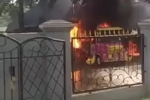 Percikan Api Las, Rumah dan Mobil Odong-odong di Bogor Hangus Terbakar