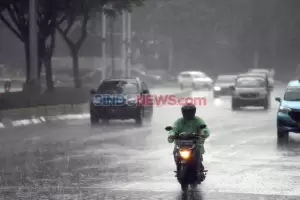 Cuaca Jakarta Hari Ini Diprediksi Turun Hujan Petir