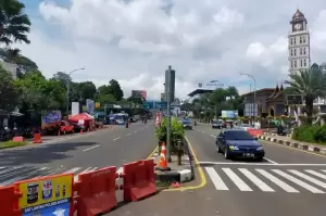 Lalu Lintas Jalur Puncak Siang Ini One Way Arah Jakarta