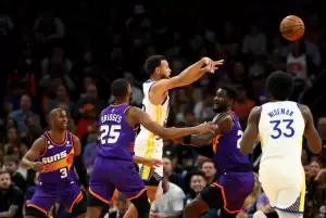 Hasil NBA, Rabu (26/10/2022): Suns Hanguskan Warriors, Wizards Habisi Pistons
