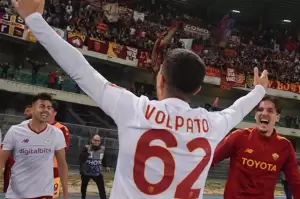 Hasil Verona vs AS Roma: Mourinho Girang Tembus 4 Besar