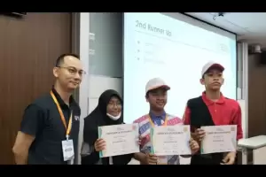Keren! Siswa MTsN 1 Pati Juara II Robotics Innovation Challenge di Singapura