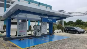 Liburan Nataru Pakai Mobil Listrik, Cek Sebaran Lokasi SPKLU PLN