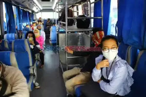 Pemprov DKI Wajibkan Masyarakat Gunakan Masker di Transportasi Umum