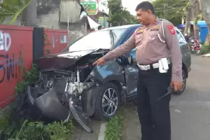 Mabuk Miras, Pengemudi Mobil Tabrak 3 Kendaraan dan Pelajar SMP di Bogor