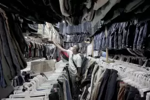 Baju Bekas Impor Picu Sederet Masalah, Pasar Dalam Negeri Tergerus hingga Persoalan Sampah