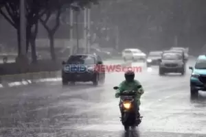 BMKG: Hujan Deras Disertai Angin Kencang Akan Guyur Jaktim dan Jaksel Siang Ini