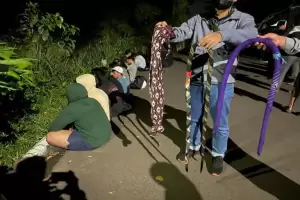 Polres Metro Tangerang Kota Tangkap Pelaku Perang Sarung dan Pengguna Gorila