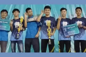 Tim Robotik MAN 1 Pasuruan Raih Juara 1 dan 2 di Ajang Robotik Nasional ITS