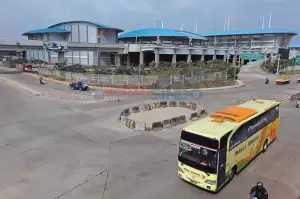 Puncak Arus Balik di Terminal Pulogebang Terjadi Rabu 26 April 2023
