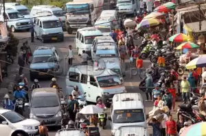 Viral Parkir 5 Menit di Pasar Tanah Abang Digetok Rp50ribu, Dishub Turun Tangan