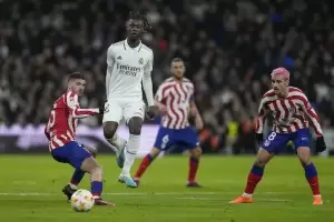 Real Madrid Ogah Finis di Belakang Atletico Madrid