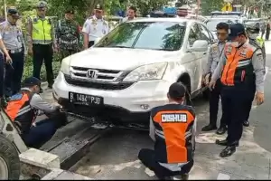 Parkir Sembarangan, 23 Motor dan 4 Mobil Diangkut Sudinhub Jakarta Utara
