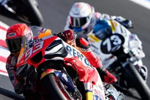 Alex Rins Balas Ejekan Marc Marquez: Unggahanmu Selalu Ada Motor Gresini Racing