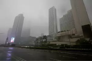 Diguyur Hujan, Jakarta Masih Kota Paling Berpolusi di Dunia