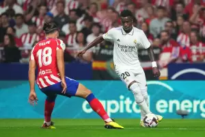 Jelang Atletico Madrid vs Real Madrid: Ancelotti Pastikan Nasib Vinicius Jr