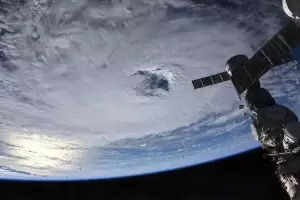 Menakjubkan, Astronot di ISS Amati Amukan Badai Nigel Berkecepatan 100 Km/Jam