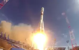 Satelit Rusia Kosmos-2570 Lepaskan Dua Objek Misterius di Luar Angkasa