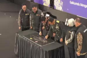 Kapolri dan Panglima TNI Tanda Tangani Deklarasi Komitmen Netralitas TNI-Polri Pemilu 2024