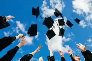 3 Beasiswa D3 Sinar Mas 2024 bagi Siswa SMA-SMK, Kuliah Gratis Plus Magang di Kebun Sawit