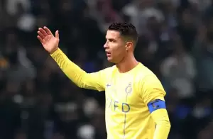 Cristiano Ronaldo Ngamuk Dengar Penonton Nyanyikan Chants Lionel Messi