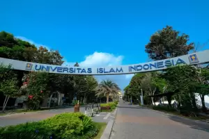 10 Universitas Tertua di Indonesia, Kampus Ini Sudah Ada Sebelum Indonesia Merdeka