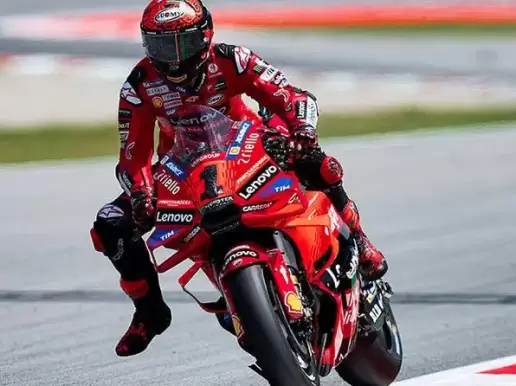 Francesco Bagnaia Juara Sprint Race MotoGP Italia 2024, Jorge Martin Jatuh