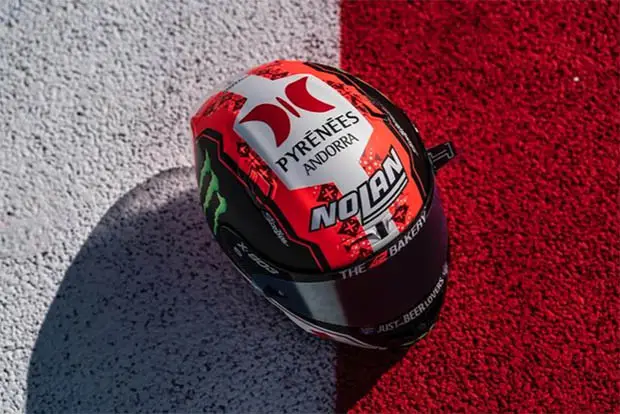 Keren! Aksara Jawa hingga Batik Jadi Inspirasi Helm Pembalap MotoGP di Mandalika