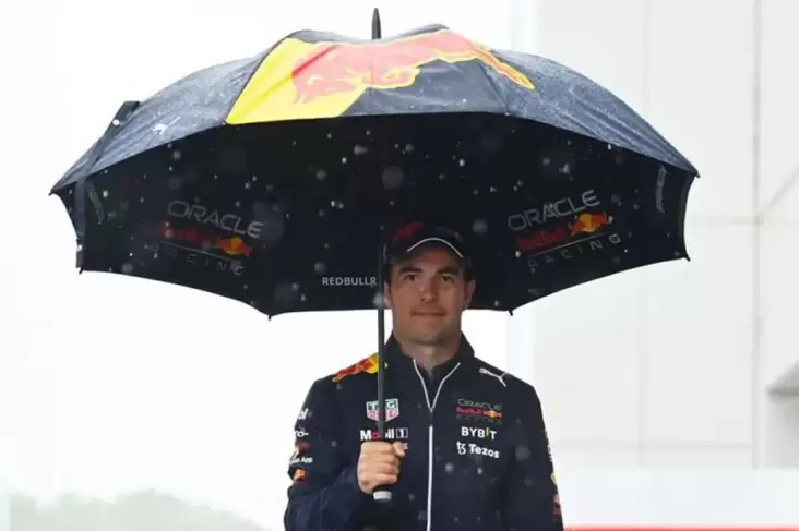 Sergio Perez Jalani Terapi Jelang Formula 1 GP Britania 2022
