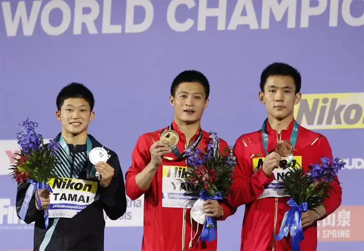 China Sapu Bersih Emas di Hari Terakhir Kejuaraan Dunia Akuatik 2022