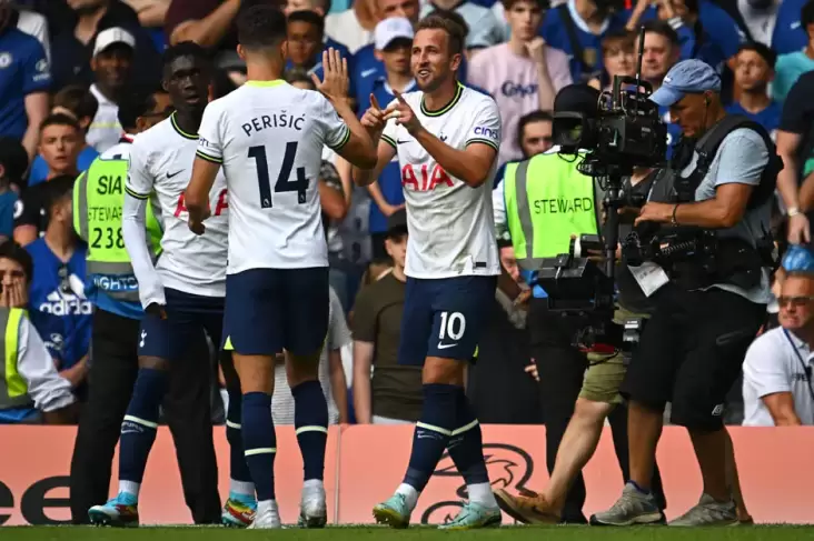 Harry Kane Kecewa Rekor Tak Pernah Menang Tottenham vs Chelsea Berlanjut