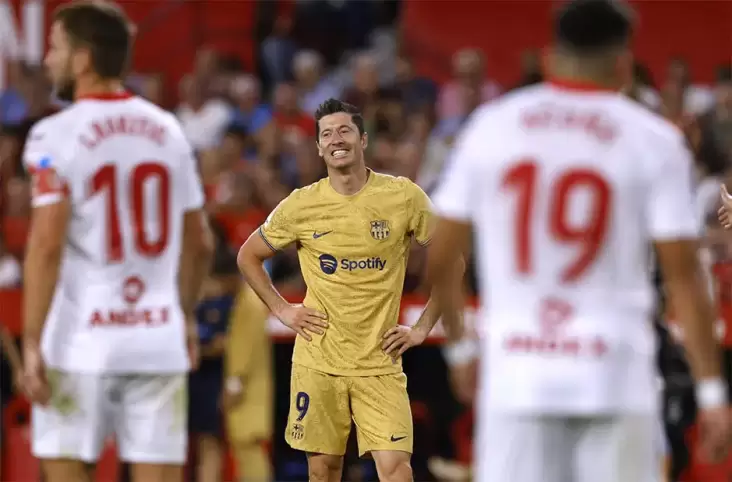 Xavi Hernandez Kepincut Gol Robert Lewandowski di Laga Sevilla vs Barcelona