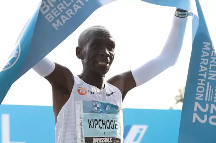 Pelari Kenya Eliud Kipchoge Pecahkan Rekor Dunia di Berlin Marathon 2022