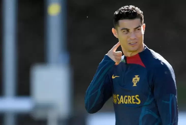 Mata Cristiano Ronaldo Terlihat Lebam saat Latihan, Fernando Santos: Tak Ada Masalah
