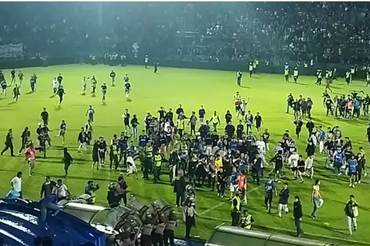 Kerusuhan di Stadion Kanjuruhan, 2 Suporter Arema FC Meninggal Dunia