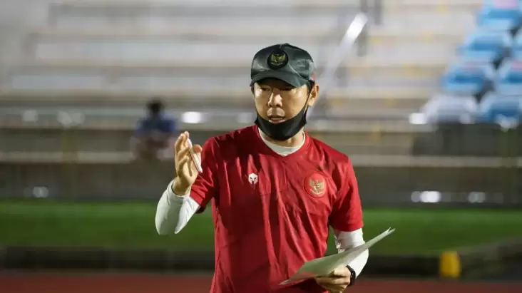 Shin Tae-yong Prihatin Korban Tewas Tragedi Kanjuruhan: Doa untuk Sepak Bola Indonesia