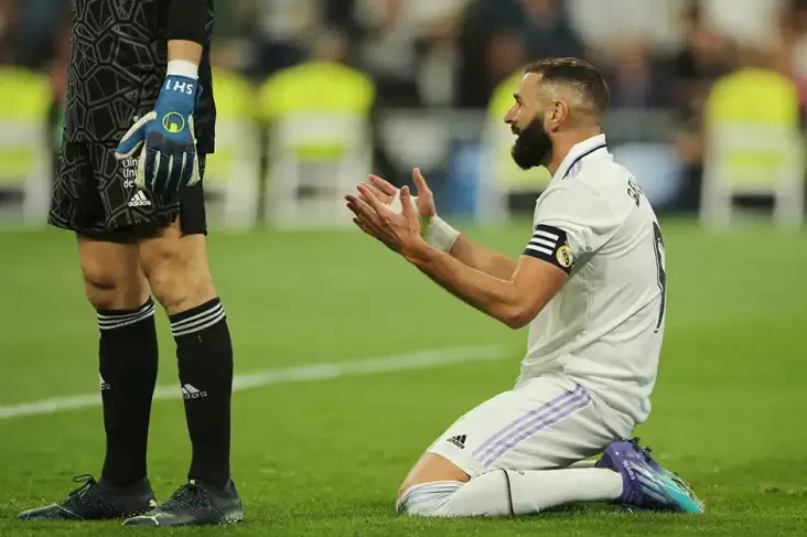 Liga Spanyol 2022/2023: Benzema Gagal Penalti, Real Madrid Ditahan 10 Pemain Osasuna